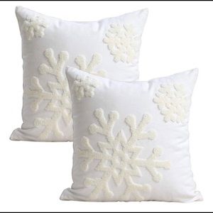 18”x18” Winter Snowflake Throw Pillow Covers